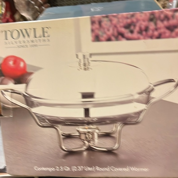 COPY - NEW AND BOXED CON-TEMPO 2.5 QT ROUND COVERED WARMER ! - Picture 5 of 8